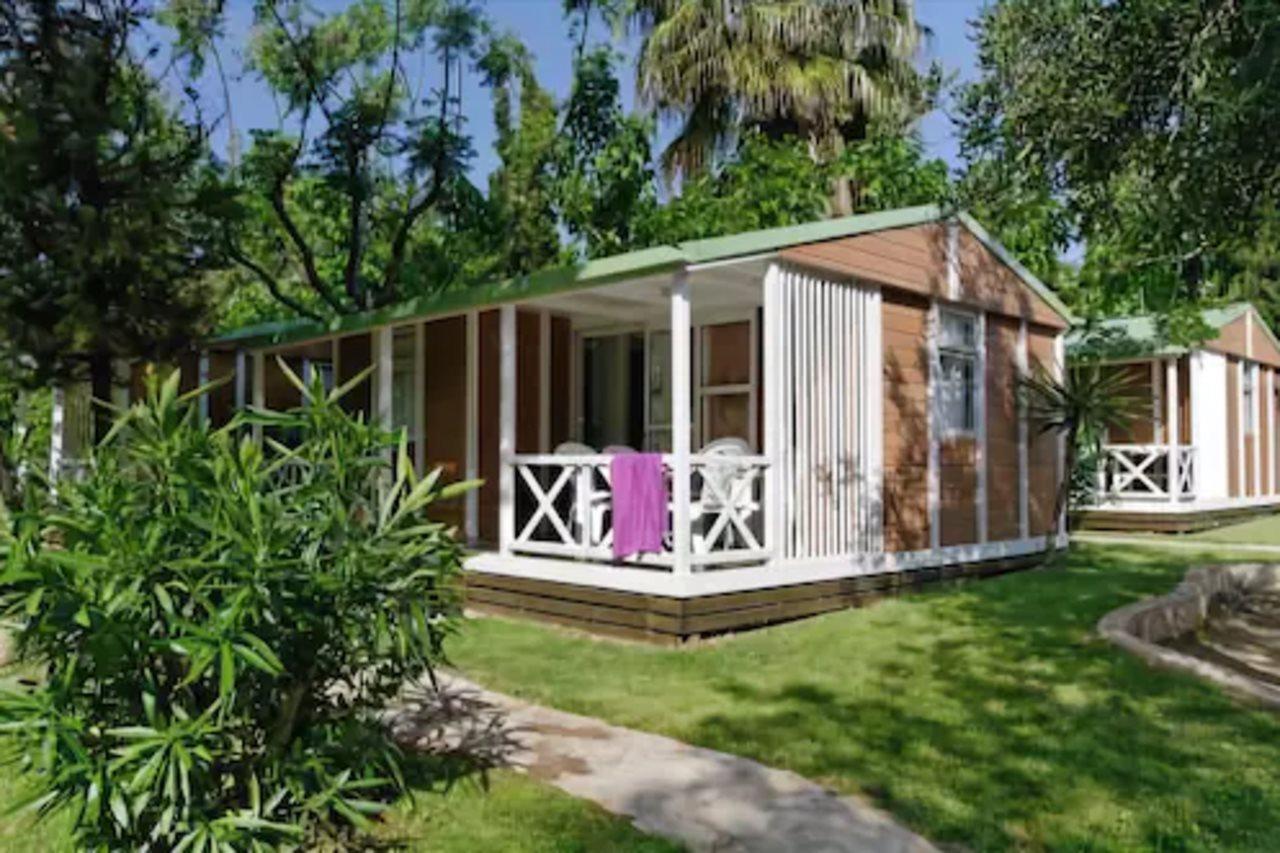Camping & Resort La Torre Del Sol Miami Playa Екстер'єр фото