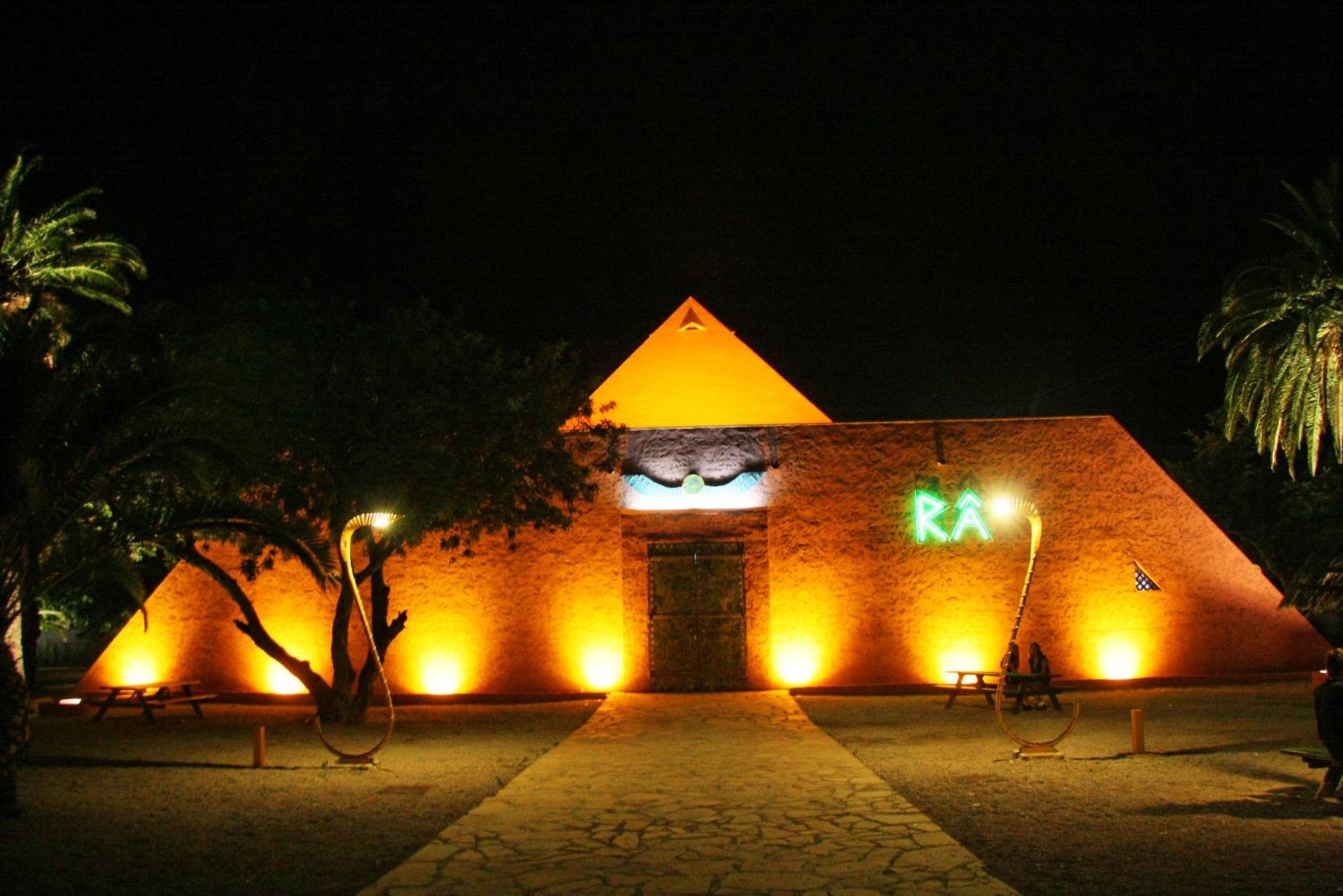 Camping & Resort La Torre Del Sol Miami Playa Екстер'єр фото