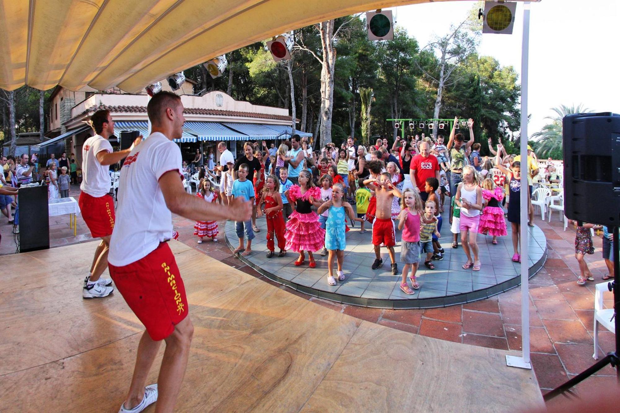 Camping & Resort La Torre Del Sol Miami Playa Екстер'єр фото