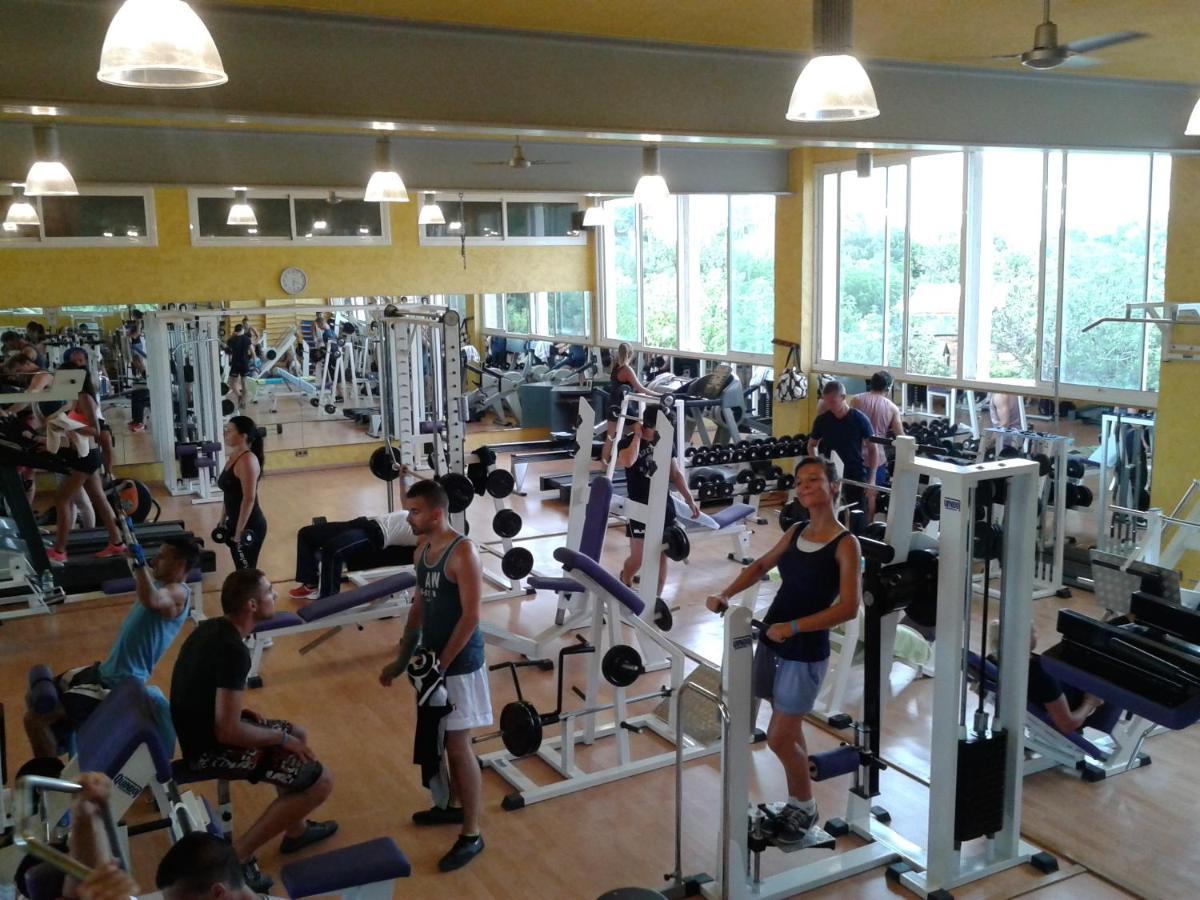 Camping & Resort La Torre Del Sol Miami Playa Екстер'єр фото